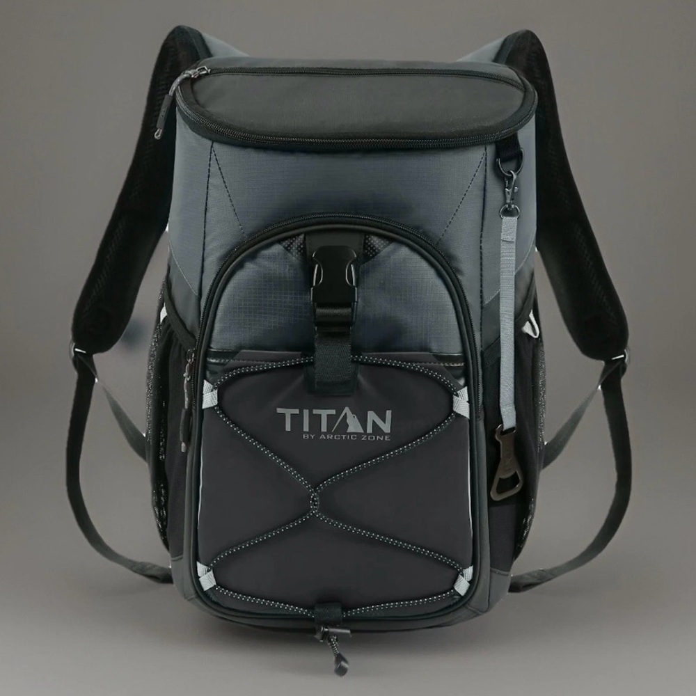 Titan 24 Can  16 Quart Backpack Cooler  Basalt Gray  NEW WITH TAGS